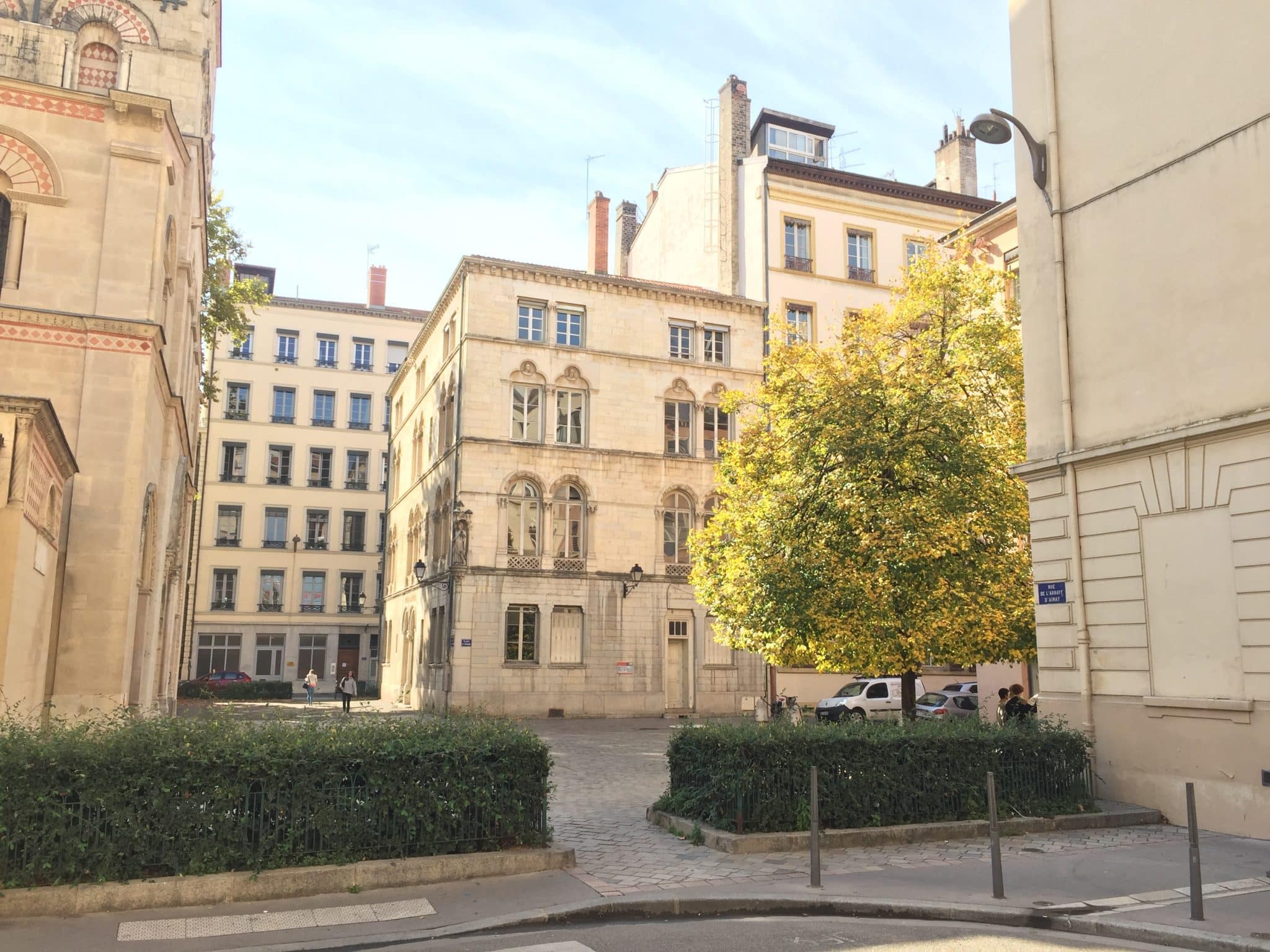 Place de l'Abbaye d'Ainay - Hôtel de l'Abbaye